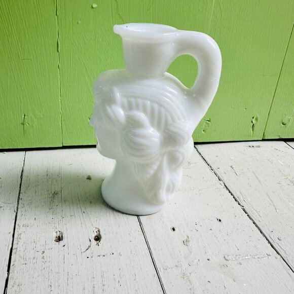 Vintage Avon Grecian Bottle White Milk Glass Bud Vase Greek Goddess French Decor - Picture 3 of 9